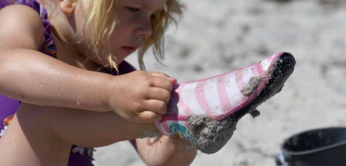 Beachs socks & shoes 
