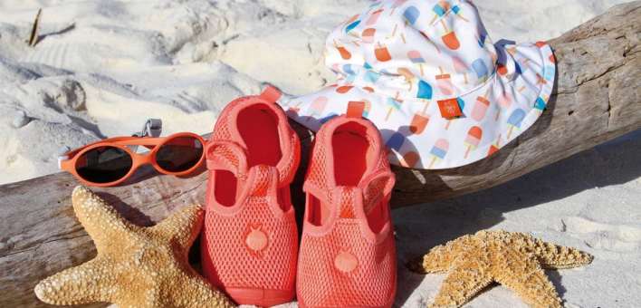 Beach shoes 