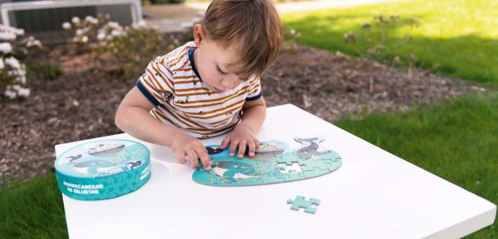 Small contour puzzles
