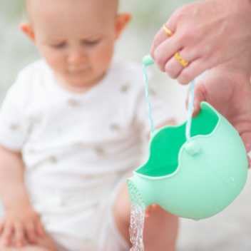 Scrunch-watering-can - mint