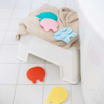Do not slip in the bath - multi colours