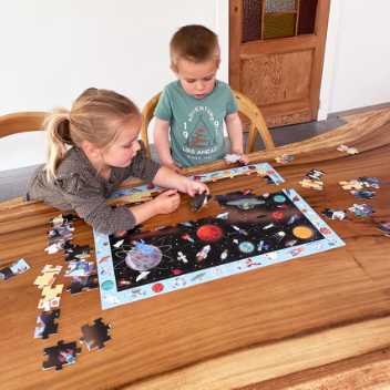 Discovery puzzle - space