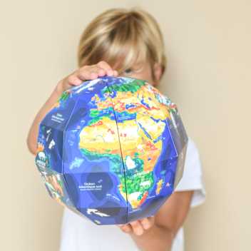 Build-your-own globe – our planet