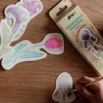 Paint bookmarks with water - flowers