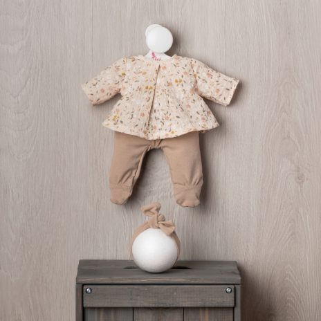Oli - doll clothes