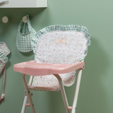 Doll high chair - includes bib - 2