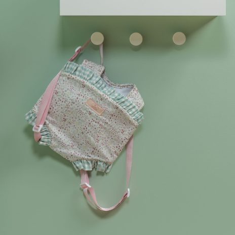 Doll carrier - adjustable - 3