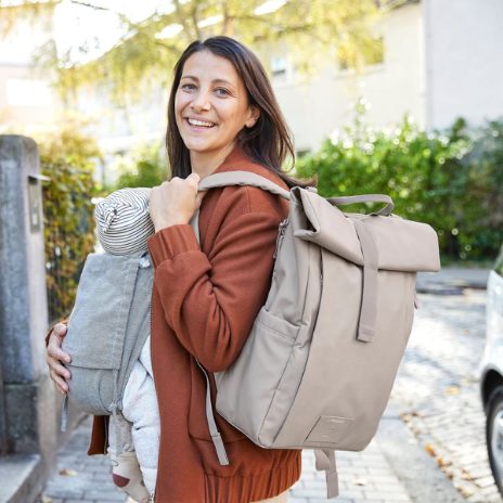 Rolltop changing bag - taupe