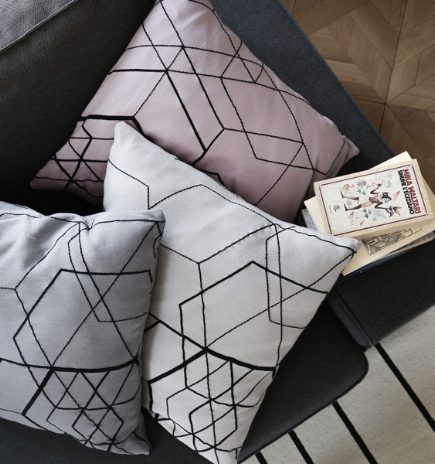 Matrix cushion case - dark grey - 2