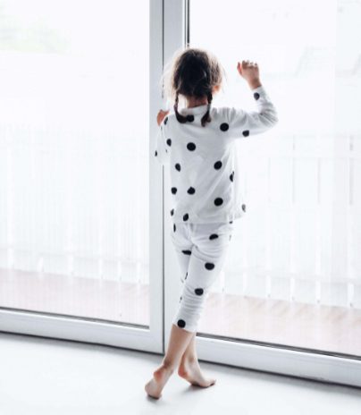 Pyjamas - white with black dots, 4-5 years - 2