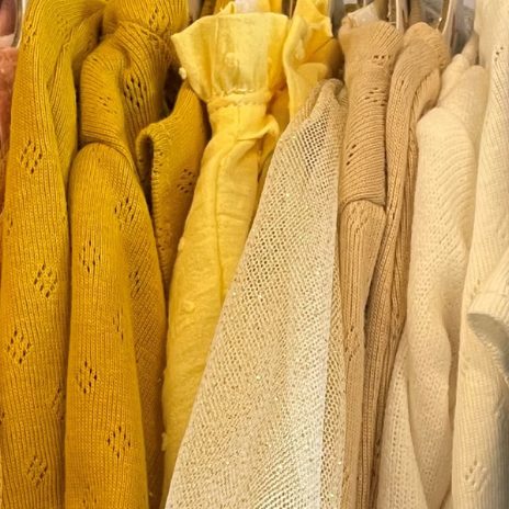 Long sleeved dress - soft yellow - 2