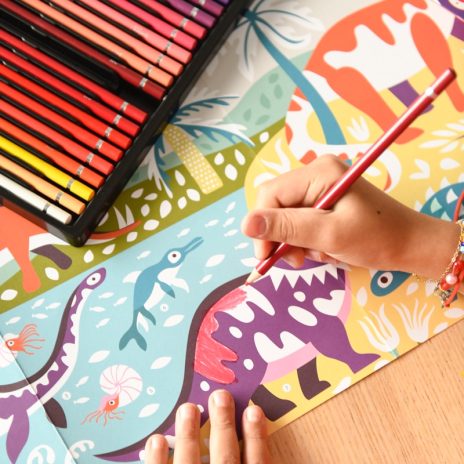 Colouring poster - dinosaurs  - 2