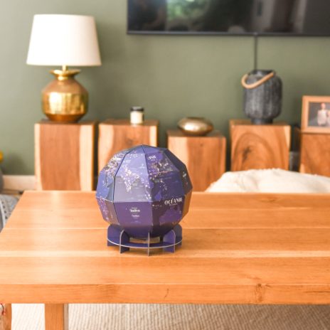 Build-your-own globe – glows at night - 1